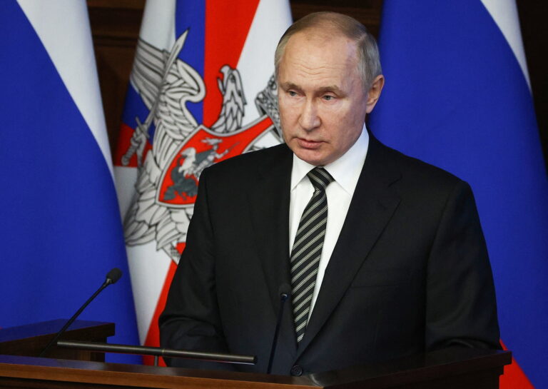 US Diplomat Urges Ukraine to Surrender as Russia Demands Unconditional Acceptance of Annexations