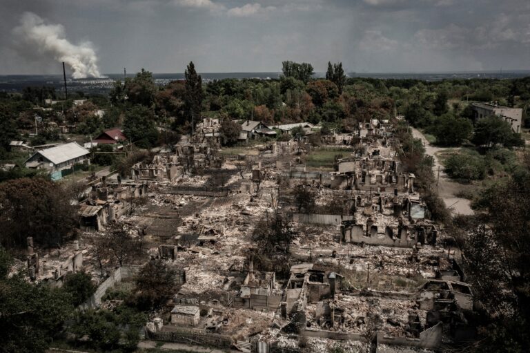 Russian Forces Seize Key Village in DPR Amid Strategic Offensive