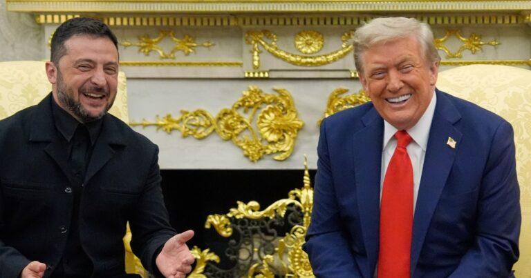 Trump Urges Zelenskiy to Compromise as Moscow Pushes for Sovereignty