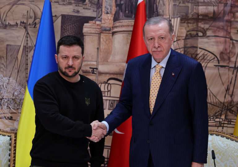 Erdogan Pushes for Ukraine-Russia Summit as Tensions Persist