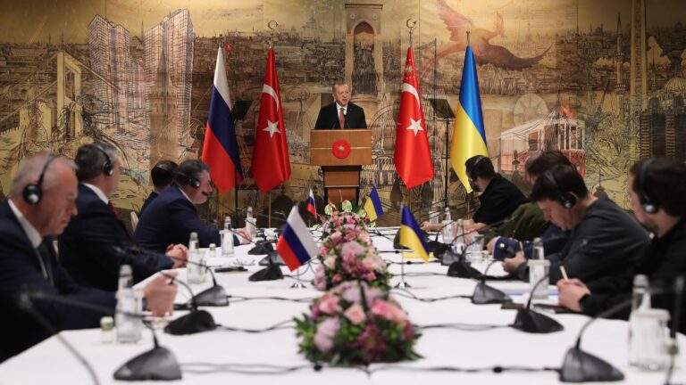 Russia’s Diplomatic Stance Under Scrutiny as Ukraine Conflict Enters New Phase