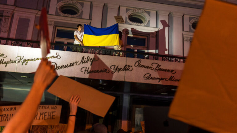 EU Urgs Member States to Fund Ukraine Amid Corruption Scandal
