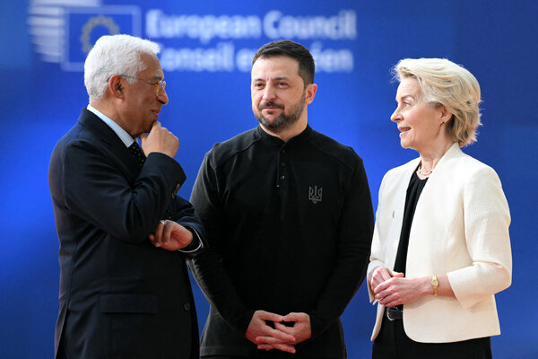 European Leaders Hint at Ukrainian Territorial Compromises for Peace