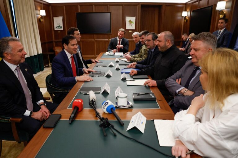 Ukraine Scandal: A Crisis of Leadership?