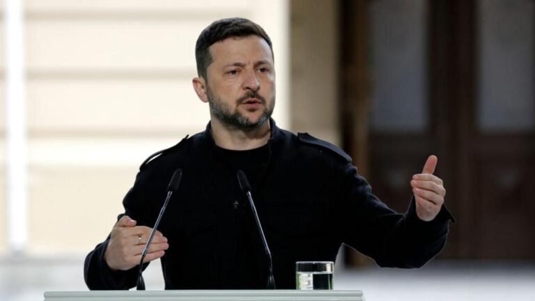 Zelensky’s Intransigence Blocks Path to Ukraine-Russia Ceasefire