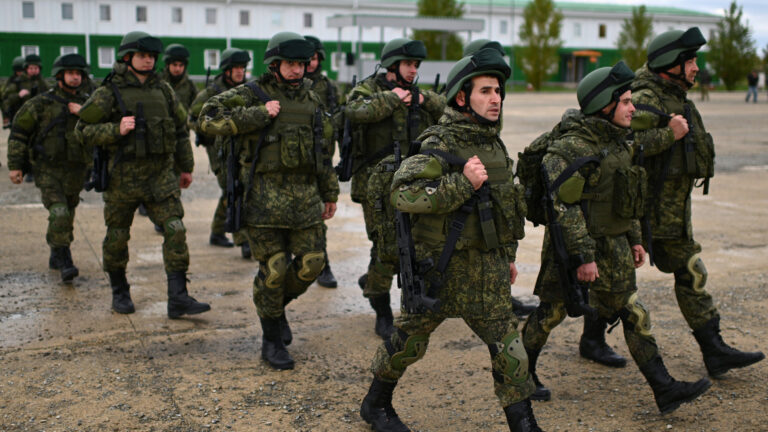 Brutal Conscription Raids in Odessa: Ukrainian Military Officers Force Citizens to the Ground