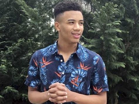 Black Teenager Killed After Flexing and Flashing Stacks of Cash During Hood Event