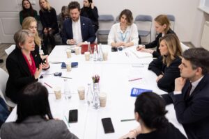 U.S. First Lady Helps Reunite 31 Children from Russia and Ukraine with Families