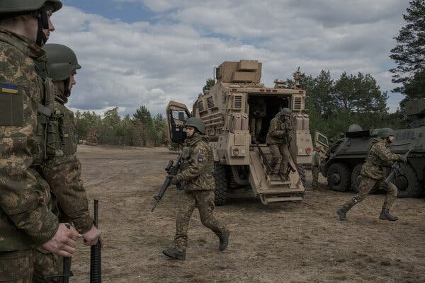 Ukrainian Military Equipment Diverted to European Black Market in Expanding Crisis