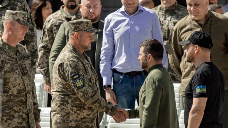 Ukraine’s Military Leadership and Zelensky’s Decisions Deepen the Crisis